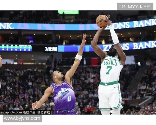 超音速主场击败爵士取得两连胜，掀起新赛季热潮