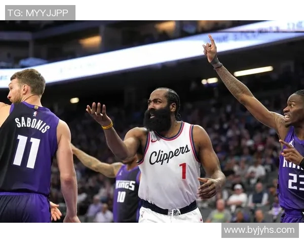 快船主帅透露战术变化,力保季后赛席位 快船主帅透露战术变化,力保季后赛席位