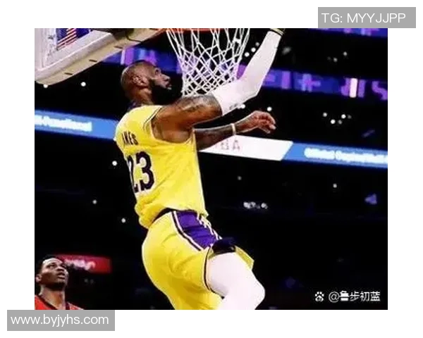 火箭队完胜雷霆,晋级西部半决赛对阵湖人 火箭队完胜雷霆,晋级西部半决赛对阵湖人